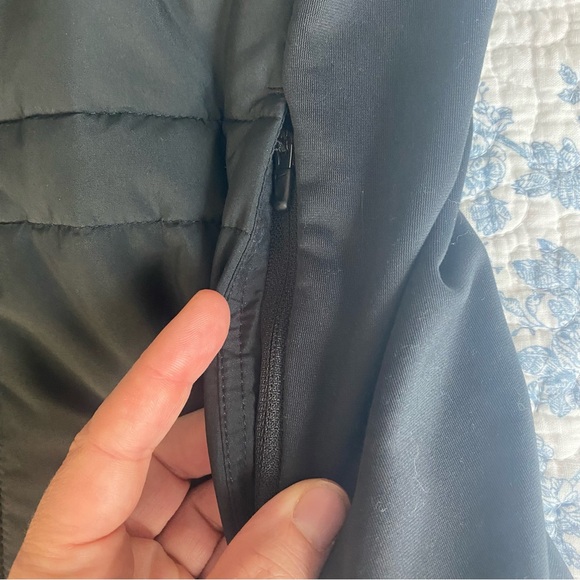 Nike Running Thermosoft Quilted Puffer Running Athletic Vest Black Size Small - Picture 4 of 9